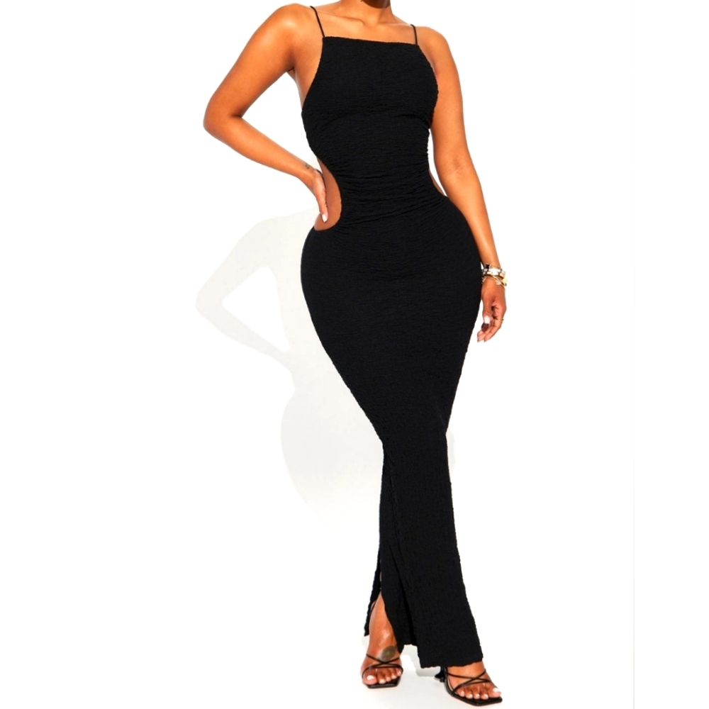 Beautiful long dress make your siluet look amazing beautiful open aside waist. M